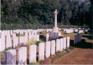 Aval Wood Military Cemetery
