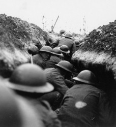 Q5098: Raiding party waiting for the signal to go